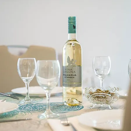 Darko, * Pjescana Uvala